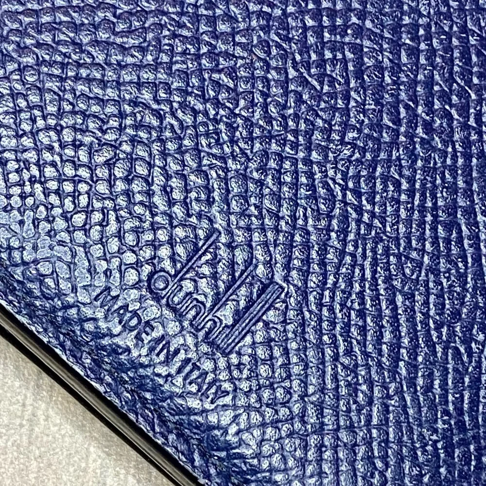 Dunhill london dark